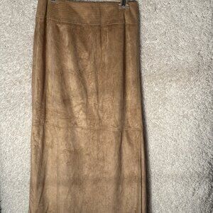 WOMEN’S TAN SUEDE LONG SKIRT GREAT CONDITION SIZE 18 BRAND NOTORIOUS $13